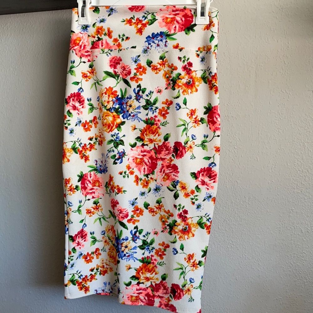 Floral pencil skirt